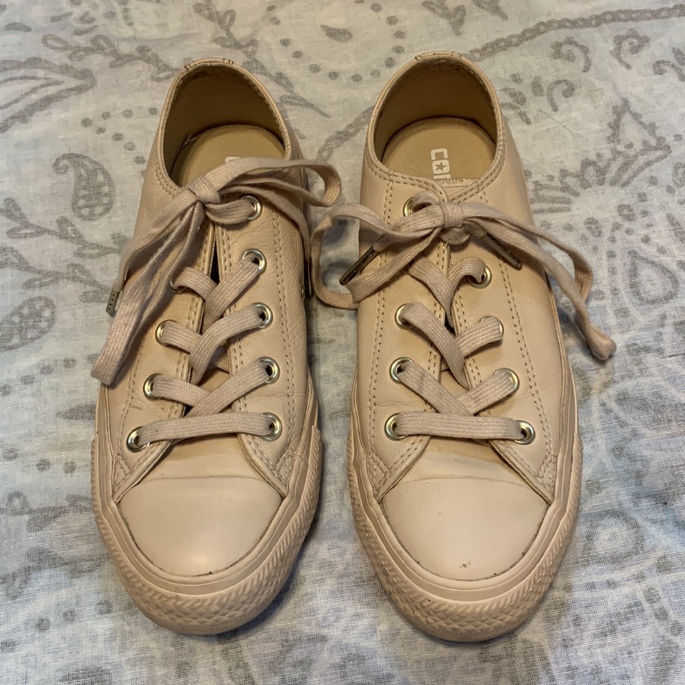 Converse Blush Pink Lo Leather Sneakers 156662C Sz 6